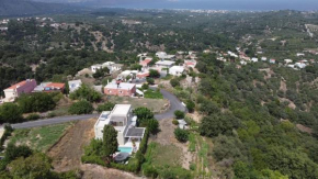 Traditional Stonebuilt Villa Leonanto, only 5 Km from a Sandy Beach